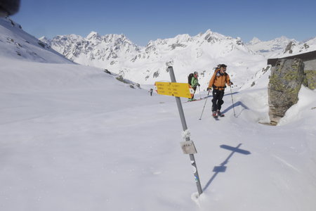 2018-04-15-21-ski-val-formazza, alpes-aventure-ski-scatta-minoia-2018-04-17-39
