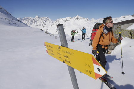 2018-04-15-21-ski-val-formazza, alpes-aventure-ski-scatta-minoia-2018-04-17-40