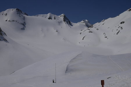 2018-04-15-21-ski-val-formazza, alpes-aventure-ski-punta-arbola-2018-04-18-77