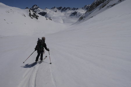 2018-04-15-21-ski-val-formazza, alpes-aventure-ski-blinnenhorn-2018-04-19-092