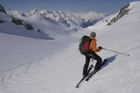 2018-04-15-21-ski-val-formazza, alpes-aventure-ski-punta-del-sabbione-2018-04-20-054