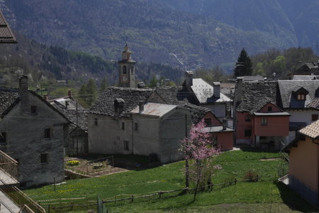 2018-04-15-21-ski-val-formazza, alpes-aventure-ski-punta-di-valdeserta-2018-04-21-075