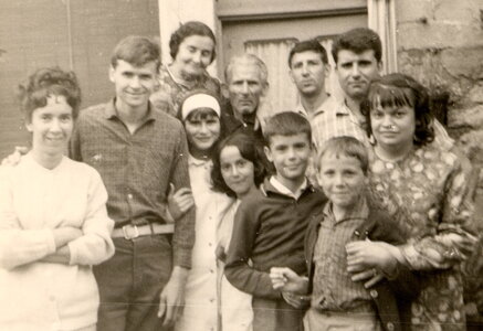 Famille Durocq, 1968_Colette_Louis_Mémé_Muriel_Catherine_Pépé_Erick_Gilbert_Alain_Papa_Claudine_Durocq_1200_100_C