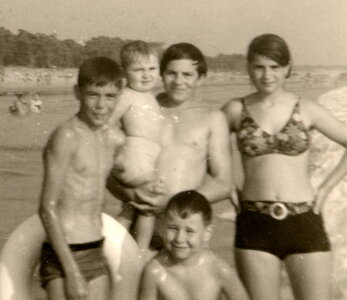 Famille Durocq, 1969_Erick_François_Muriel_Durocq_Michel_Denis_Boucard_1200_150_C