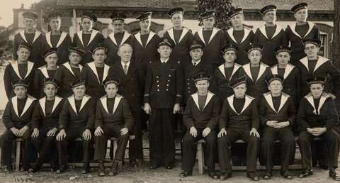 Famille Durocq, 1946_47_Papa_Ecole_Pupilles_Marine_400_120_C
