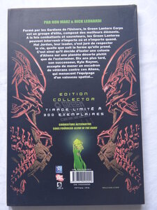 Lot de comics ALIEN, DSC00767