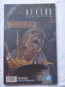 Lot de comics ALIEN, DSC00774