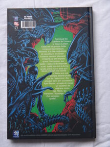 Lot de comics ALIEN, DSC00778