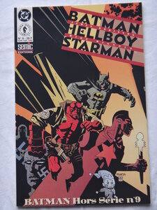 Lot de comics HELLBOY, DSC00796