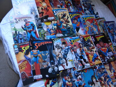 Lot de comics  SUPERMAN, DSC00640