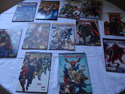 Lot de comics  MARVEL  HEROES, DSC00662