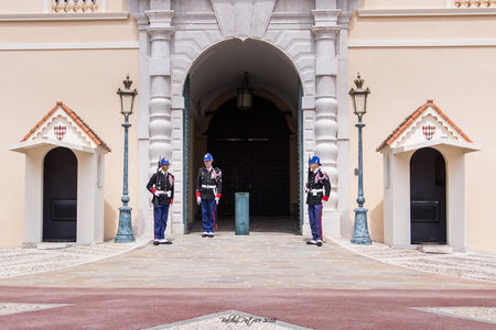 Carabiniers Relève de la garde 21mai2018 changement de tenues, 21mai2018-9