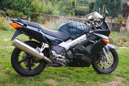 Ma HONDA VFR 800, DSC_0220
