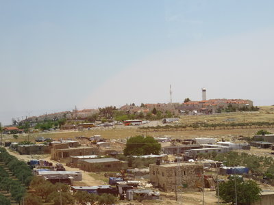 2018 Palestine , 062 environs de Jérusalem: village palestinien et colonie israélienne