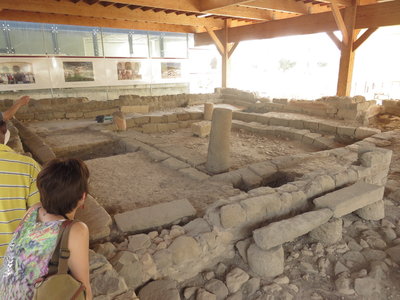 2018 Palestine , 211 Magdala la synagogue