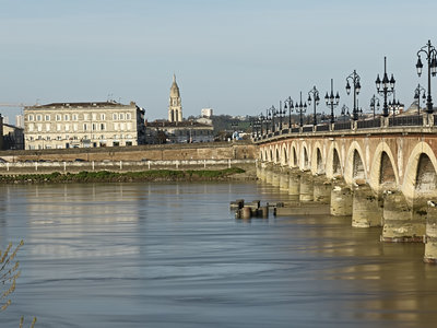 @fmbdx@piaille.fr 2018, Bordeaux, Pont de pierre