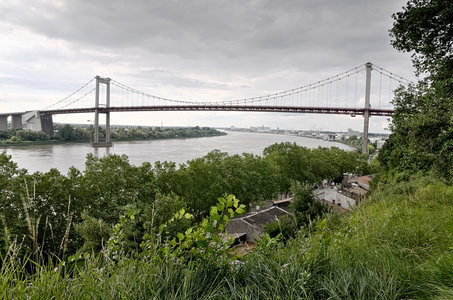 @fmbdx@piaille.fr 2018, Le pont d'Aquitaine depuis le parc de l'Ermitage