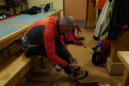 2018-08-27-09-02-mont-blanc, alpes-aventure-refuge-gouter-montee-2018-08-01-01