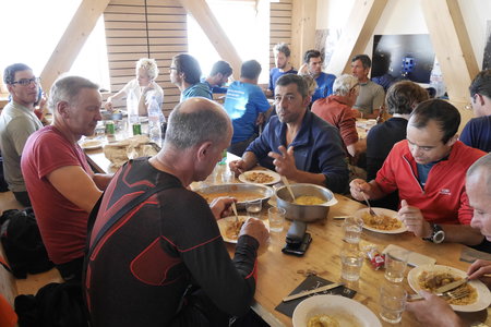 2018-08-27-09-02-mont-blanc, alpes-aventure-refuge-gouter-montee-2018-08-01-24