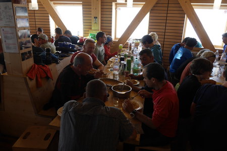 2018-08-27-09-02-mont-blanc, alpes-aventure-refuge-gouter-montee-2018-08-01-25