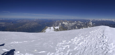 2018-09-03-09-mont-blanc, alpes-aventure-mont-blanc-guillaume-christian2018-09-08-060