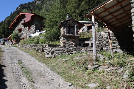 20180827-0914 GR5-53 modane menton, IMG_0070 oratoire des herbiers