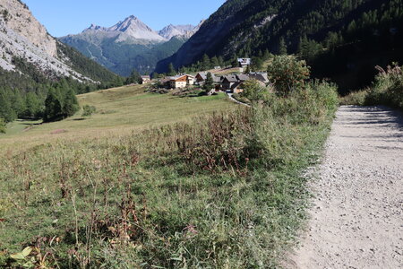 20180827-0914 GR5-53 modane menton, IMG_0082 les granges de la vallee etroite_1765 m