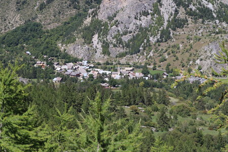 20180827-0914 GR5-53 modane menton, IMG_0091 nevache vue depuis la montee vers le lac de cristol 