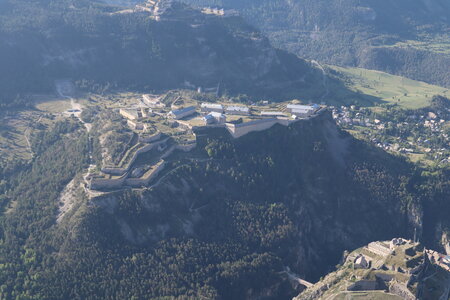 20180827-0914 GR5-53 modane menton, IMG_0099 briancon vu de la croix de toulouse