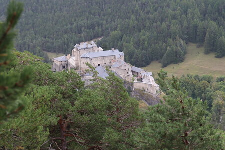 20180827-0914 GR5-53 modane menton, IMG_0150 chateau queyras