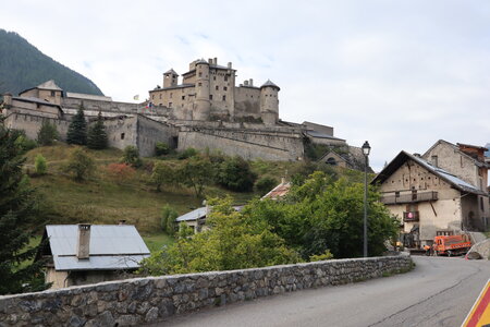 20180827-0914 GR5-53 modane menton, IMG_0153 chateau queyras