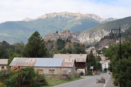 20180827-0914 GR5-53 modane menton, IMG_0154 chateau queyras