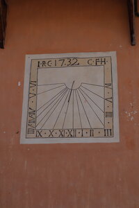 20180827-0914 GR5-53 modane menton, IMG_0168 cadran solaire de l’eglise de ceillac