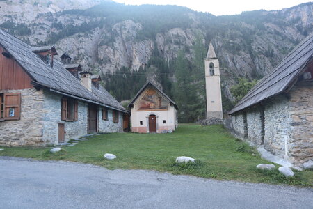 20180827-0914 GR5-53 modane menton, IMG_0196 chap st antoine
