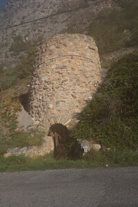 20180827-0914 GR5-53 modane menton, IMG_0199 ancien four a chaux