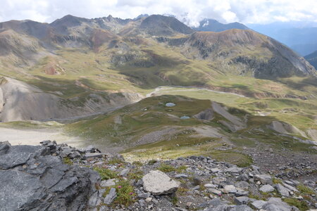20180827-0914 GR5-53 modane menton, IMG_0223 combe du graillon et lacs d’agnel vus depuis le pas de la cavalle