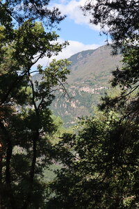 20180827-0914 GR5-53 modane menton, IMG_0296 st sauveur sur tinee vue depuis la bataille