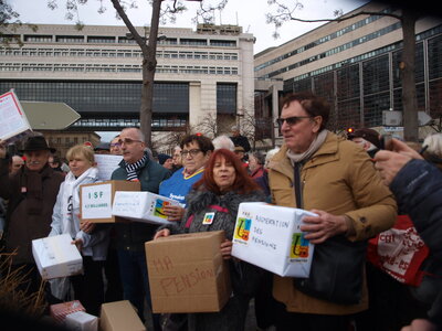 Bercy Retraités 2018 12 18, PC187009