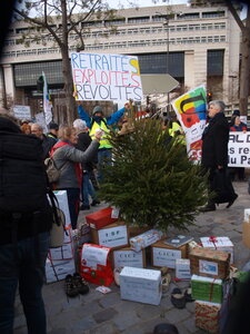 Bercy Retraités 2018 12 18, PC186932