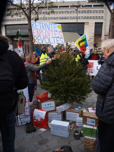 Bercy Retraités 2018 12 18, PC186933
