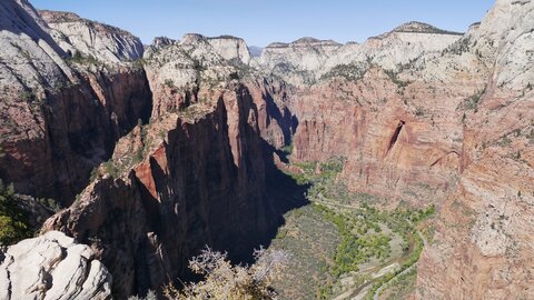 USA oct nov 2018, _1210904 retouche Depuis Angel Landings  1760m   Canyon de Zion  PN Zion