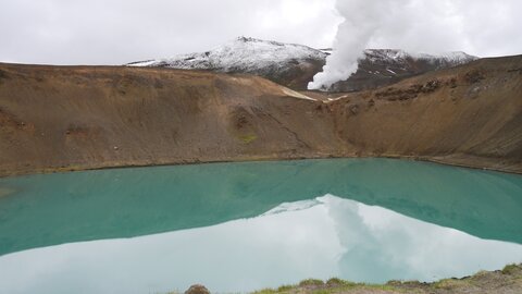 Islande, juin 20108, _1200823 retouche Lac Viti et Krafla  818m 