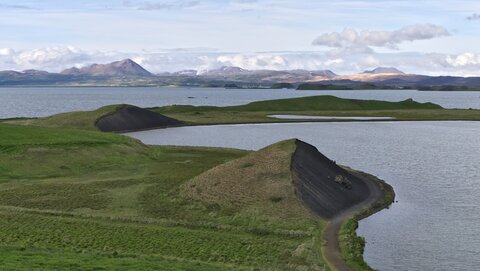 Islande, juin 20108, _1200885 raw Myvatn depuis site des psedos cratères