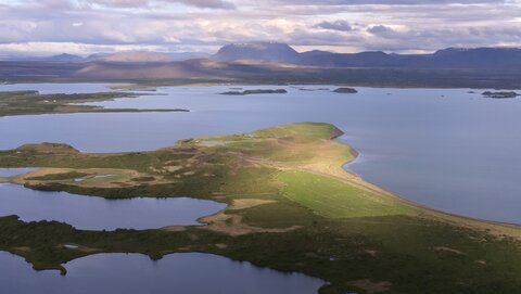 Islande, juin 20108, _1200918 raw Myvatn depuis Vindbergarfjall  525m 