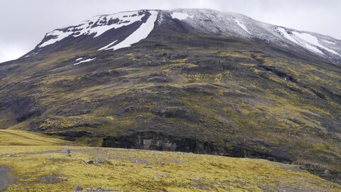 Islande, juin 20108, _1210085 retouche Hvalfell  830m 