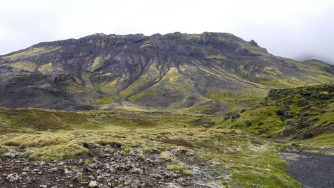 Islande, juin 20108, _1210237 retouche Au Nord d’Hveragerdi