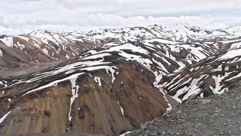 Islande, juin 20108, _1210355 raw Vue depuis le haut du Blahnukur  945m 