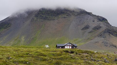 Islande, juin 20108, _1210472 retouche Le long de la route 574  vers Breidavik