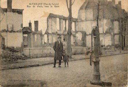 cartes postales anciennes St Venant et env., rue de Paris 010