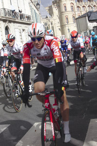 2019-03-Course-Paris_Nice-Coureurs, 2-Départ.DSC09400